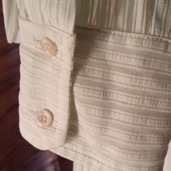 Groove lime green long sleeve shirt - Picture 5 of 6